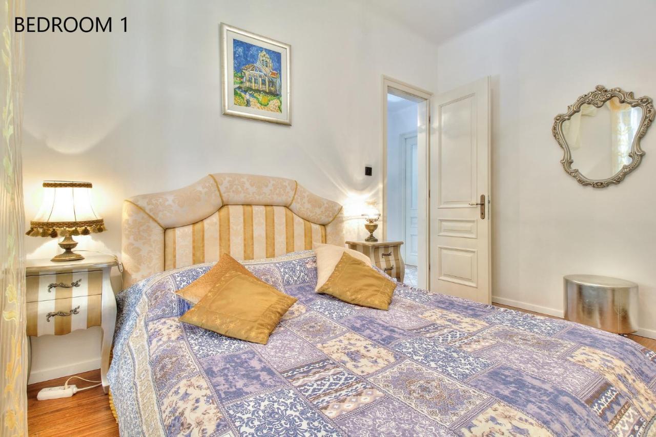 Boutique Apartman Villa Mediteran โปเรช ภายนอก รูปภาพ