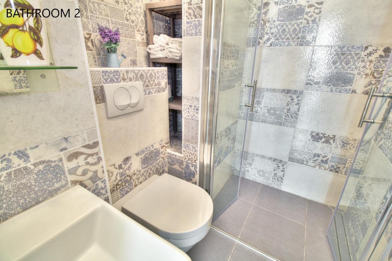 Boutique Apartman Villa Mediteran โปเรช ภายนอก รูปภาพ