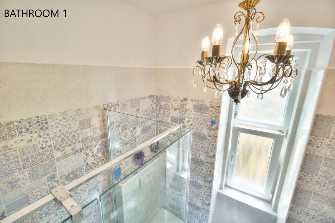 Boutique Apartman Villa Mediteran โปเรช ภายนอก รูปภาพ