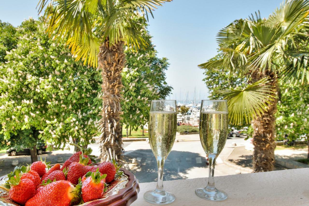 Boutique Apartman Villa Mediteran โปเรช ภายนอก รูปภาพ