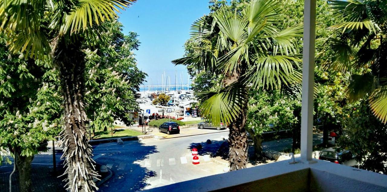 Boutique Apartman Villa Mediteran โปเรช ภายนอก รูปภาพ